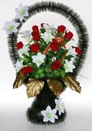 Корзины средние | Большой выбор ритуальных средних корзин разных форм и расцветов.